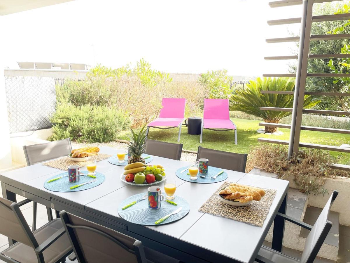 Tres Bel Appartement -Residence Avec Piscine Sur Le Toit Et Vue Panoramique Saint-Raphaël المظهر الخارجي الصورة